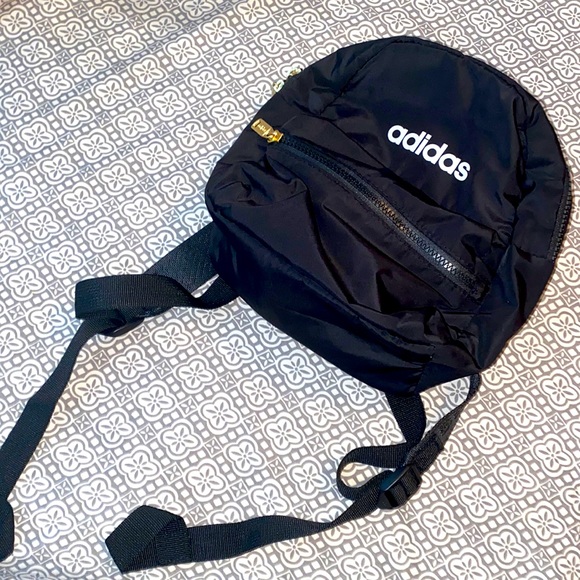 Adidas Mini Backpack/Purse - Picture 1 of 5